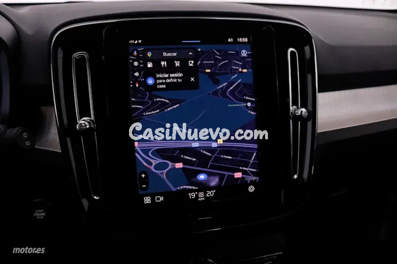 Volvo XC40 - foto 17