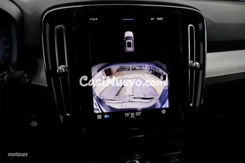 Volvo XC40 - foto 18