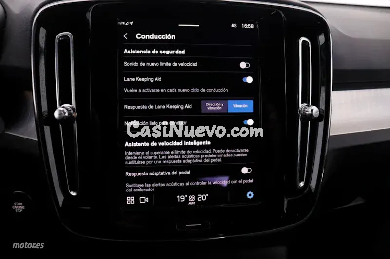 Volvo XC40 - foto 20