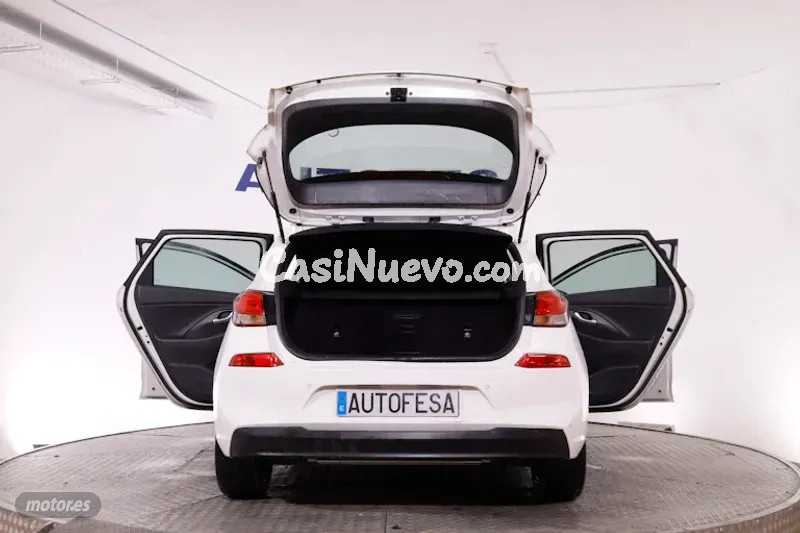 Hyundai i30 - foto 9