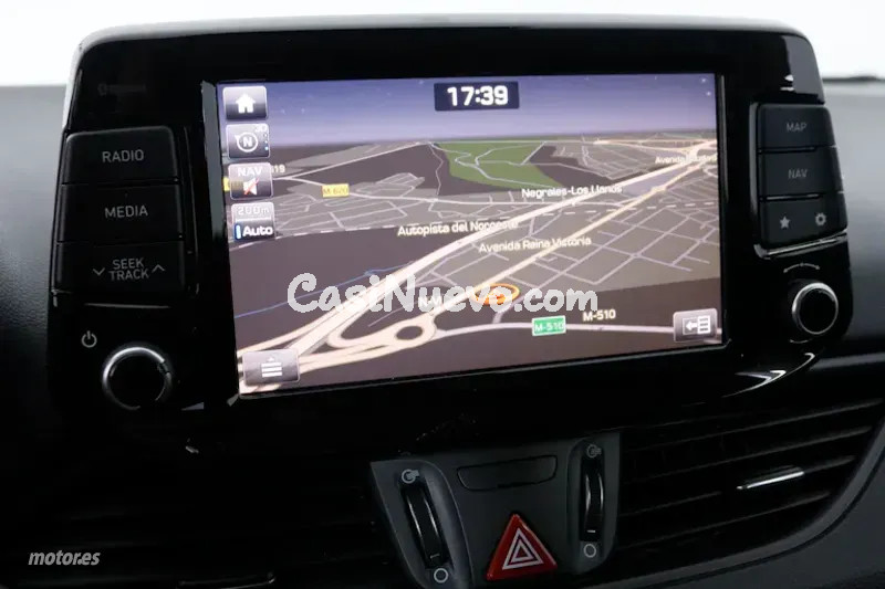 Hyundai i30 - foto 15