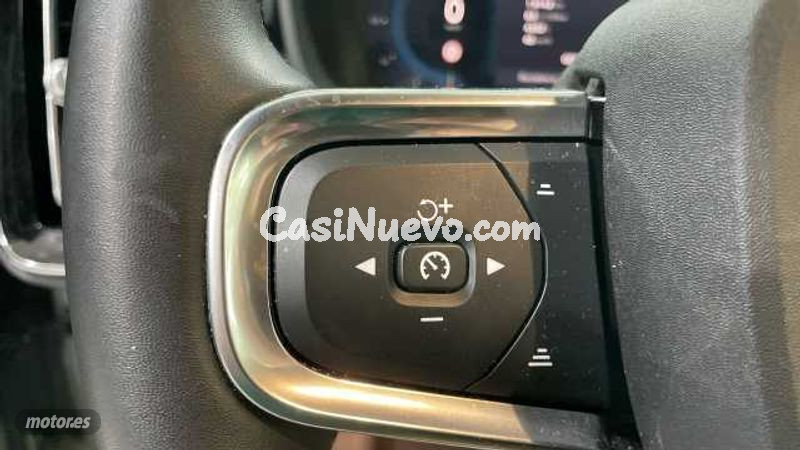 Volvo XC40 - foto 15