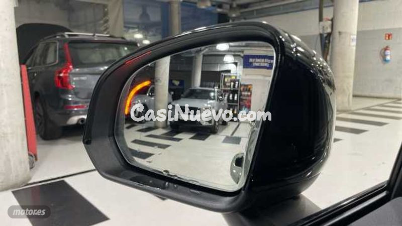 Volvo XC40 - foto 21