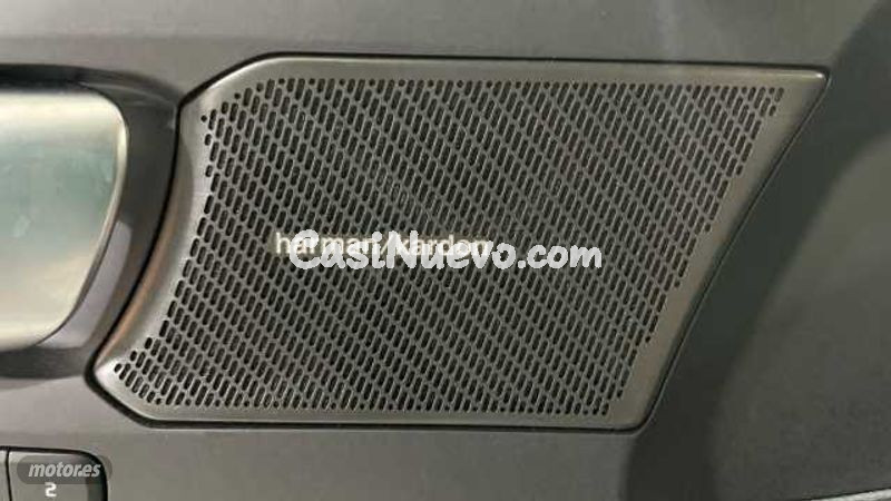 Volvo XC40 - foto 22