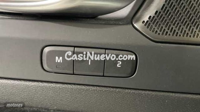 Volvo XC40 - foto 23