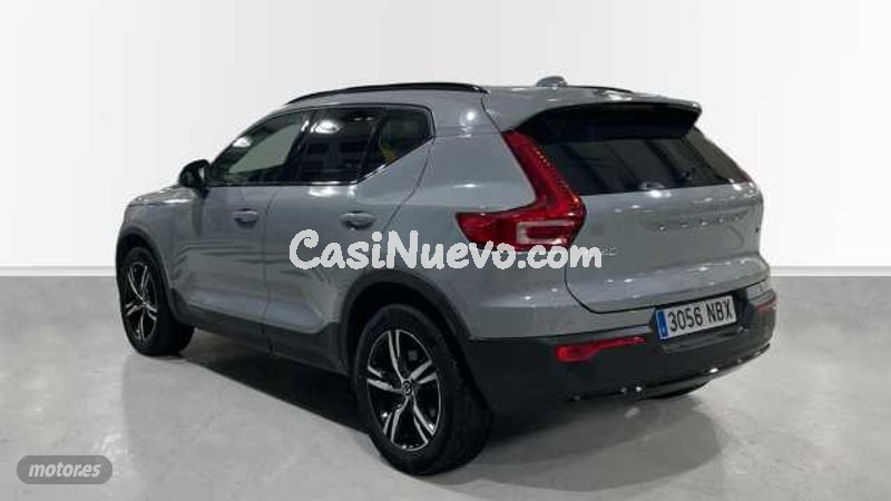 Volvo XC40 - foto 2