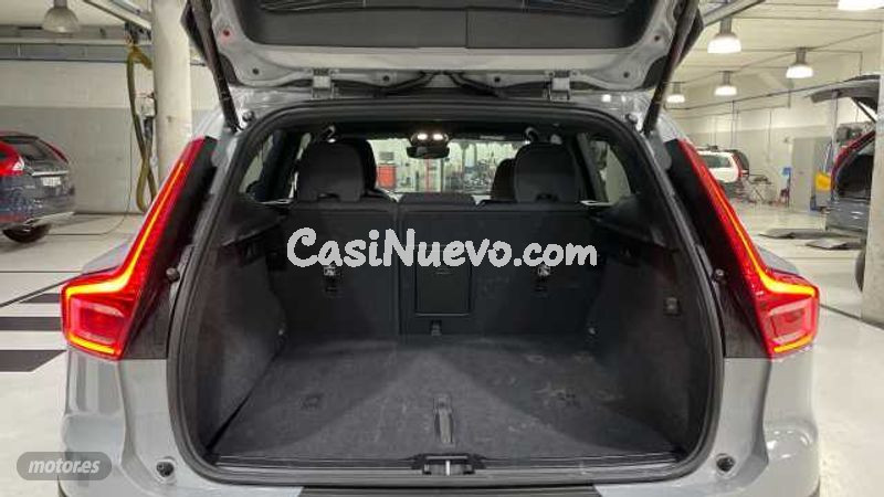 Volvo XC40 - foto 13