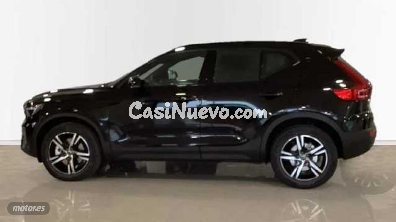 Volvo XC40 - foto 3