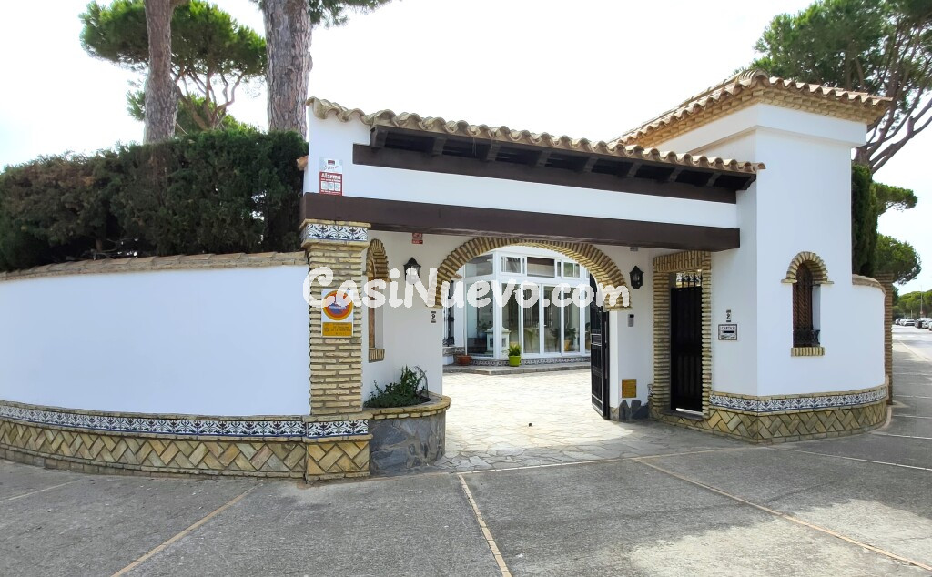 Casa-Chalet en Venta en Barrosa, La Cádiz - foto 3