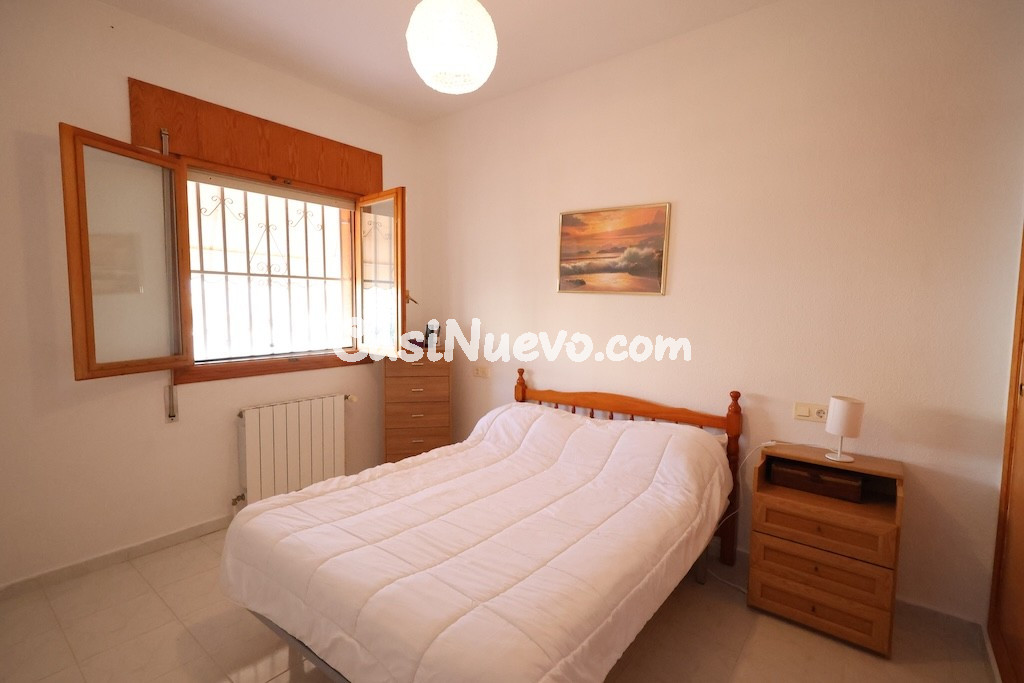 Adosado de 3 dormitorios y gran jardín en La Florida - foto 3