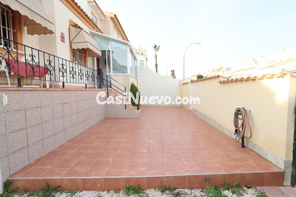 Adosado de 3 dormitorios y gran jardín en La Florida - foto 15