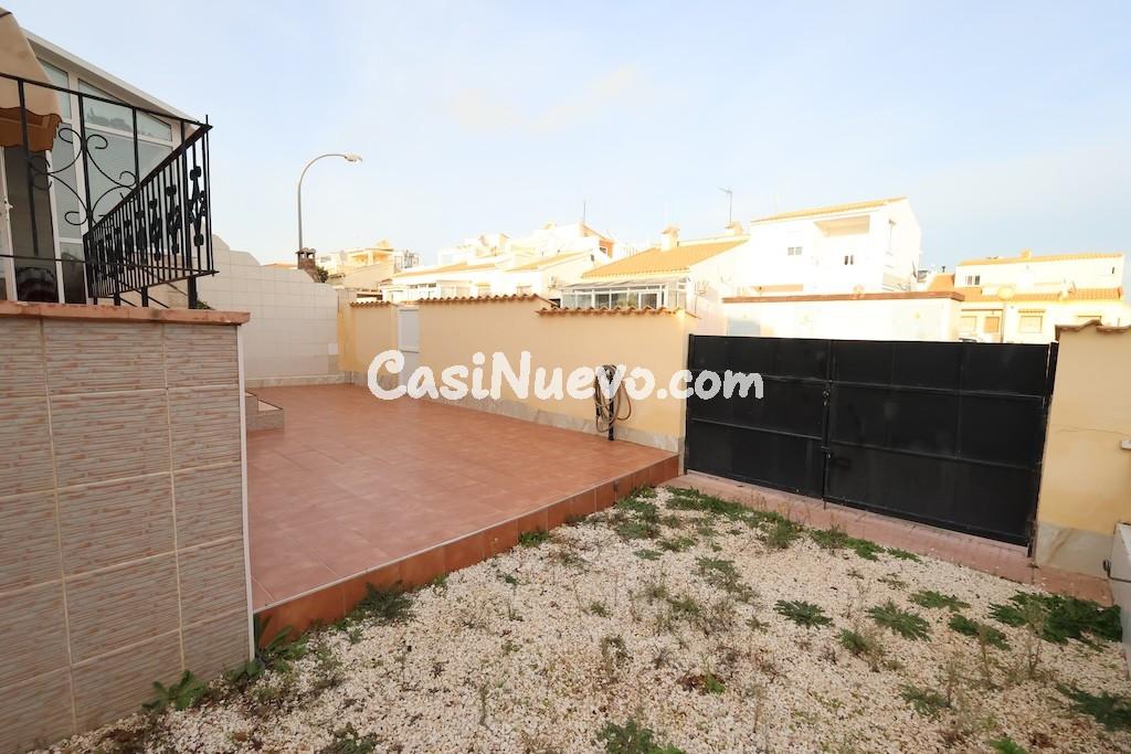 Adosado de 3 dormitorios y gran jardín en La Florida - foto 24