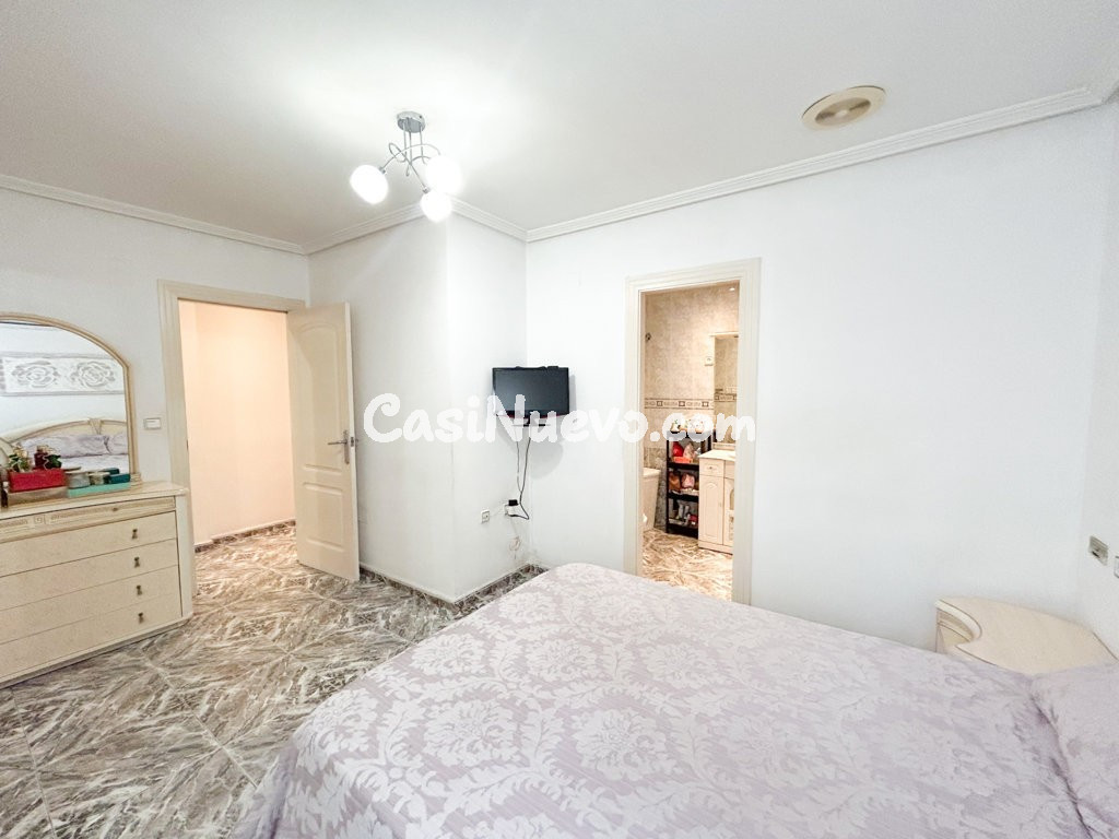 Ático de 3 dormitorios a menos de 500 m de la playa - foto 8