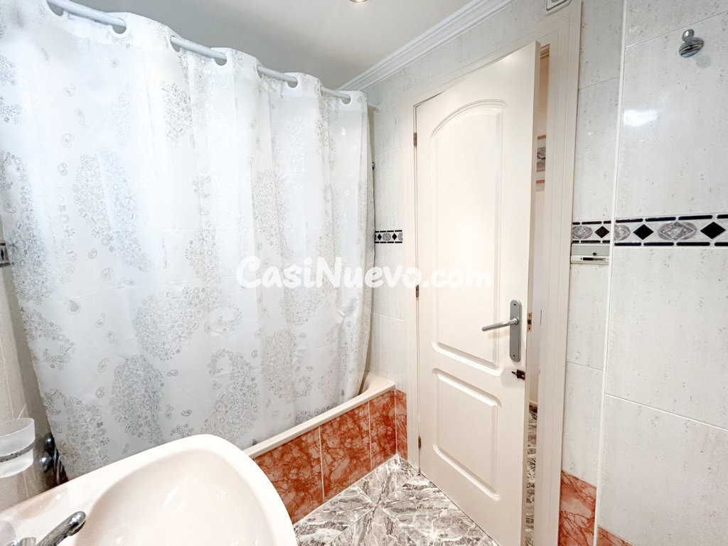 Ático de 3 dormitorios a menos de 500 m de la playa - foto 11