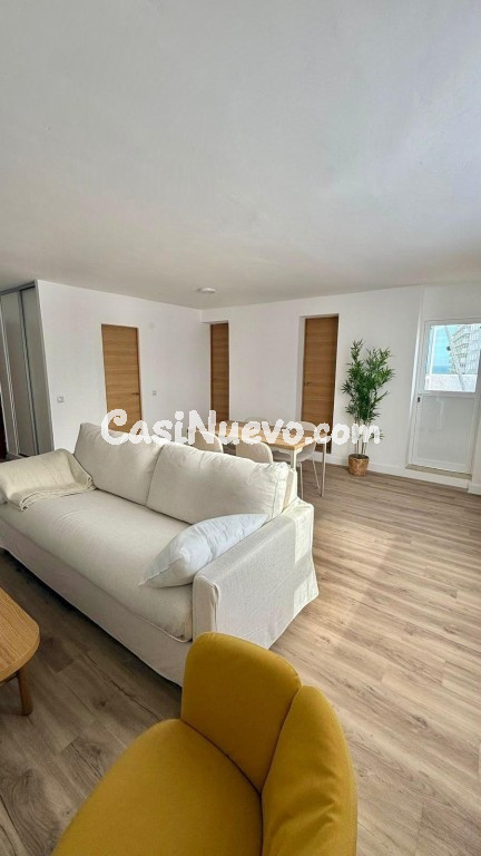 Atico 2 dormitorios en La Carihuela - foto 7