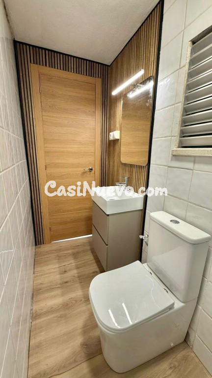 Atico 2 dormitorios en La Carihuela - foto 10