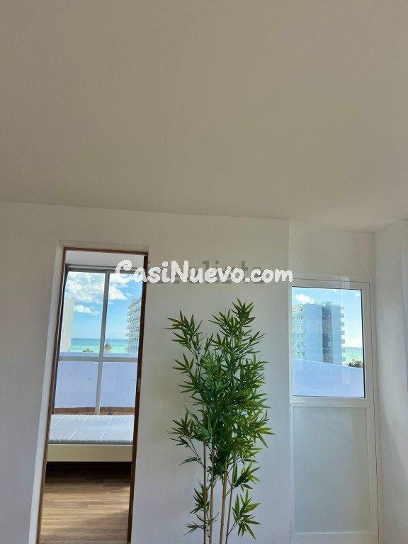 Atico 2 dormitorios en La Carihuela - foto 13