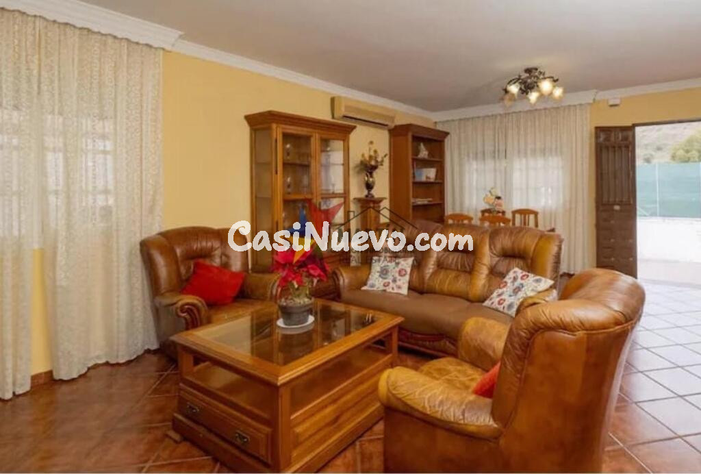 Adosada en Venta en Málaga Málaga PUERTO DE LA TORRE - foto 3
