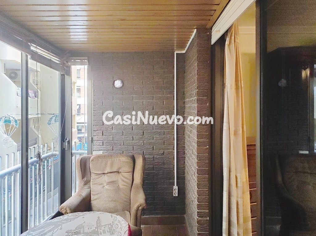 AMPLIO PISO EN PLENO CENTRO - foto 5