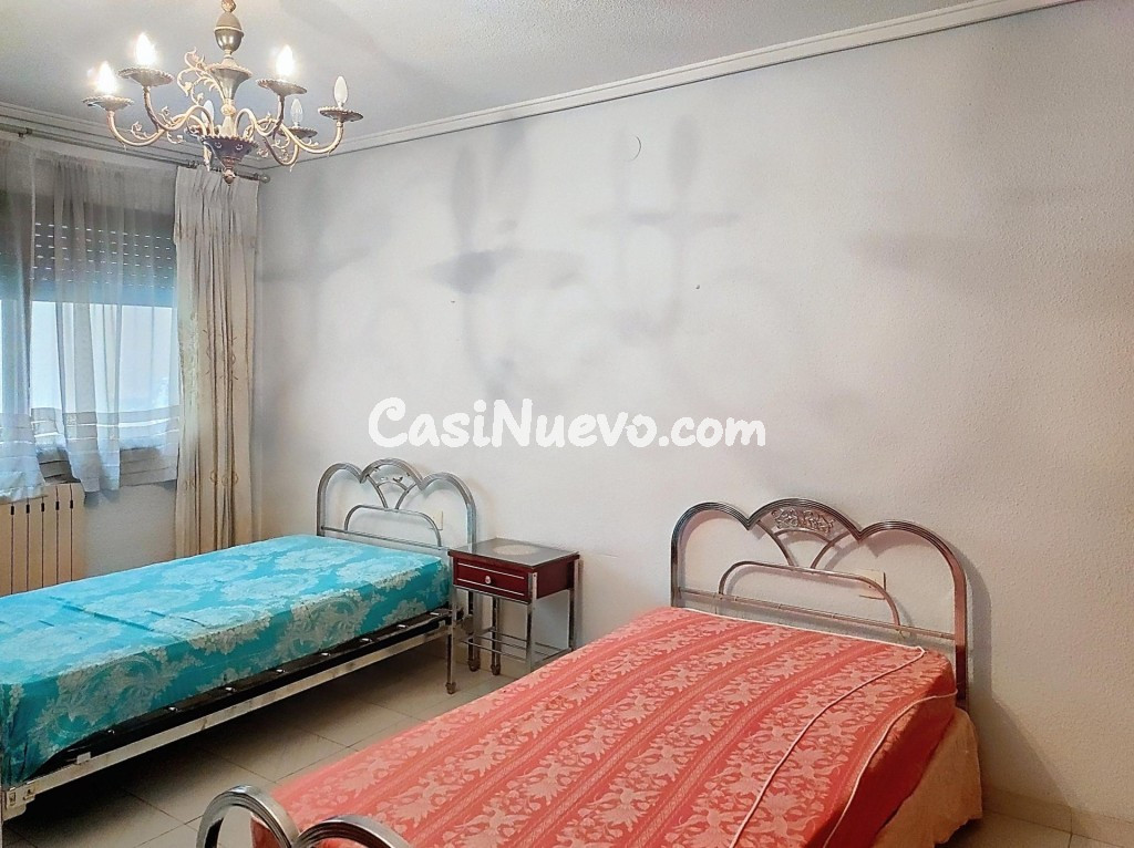 AMPLIO PISO EN PLENO CENTRO - foto 11