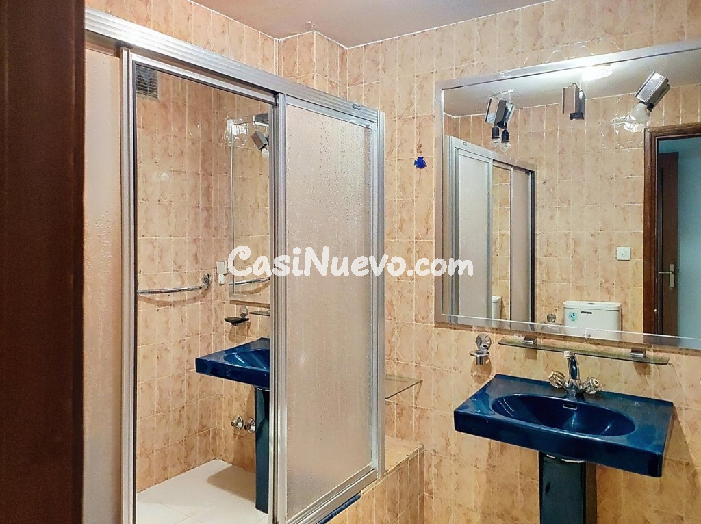 AMPLIO PISO EN PLENO CENTRO - foto 23