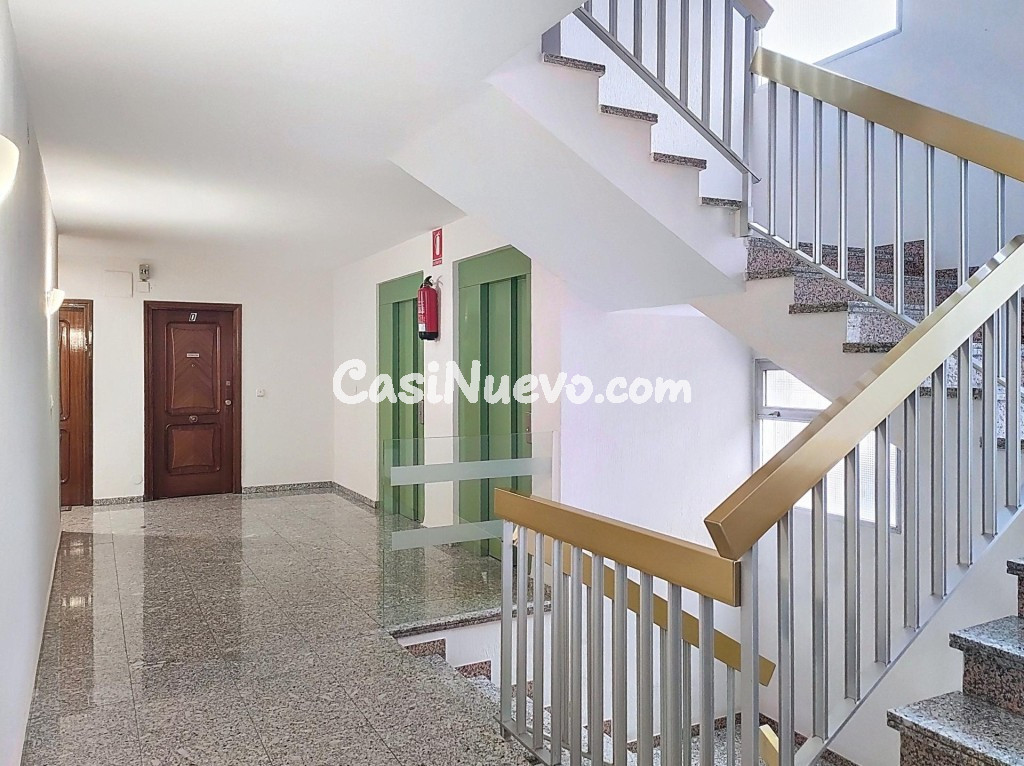 AMPLIO PISO EN PLENO CENTRO - foto 24