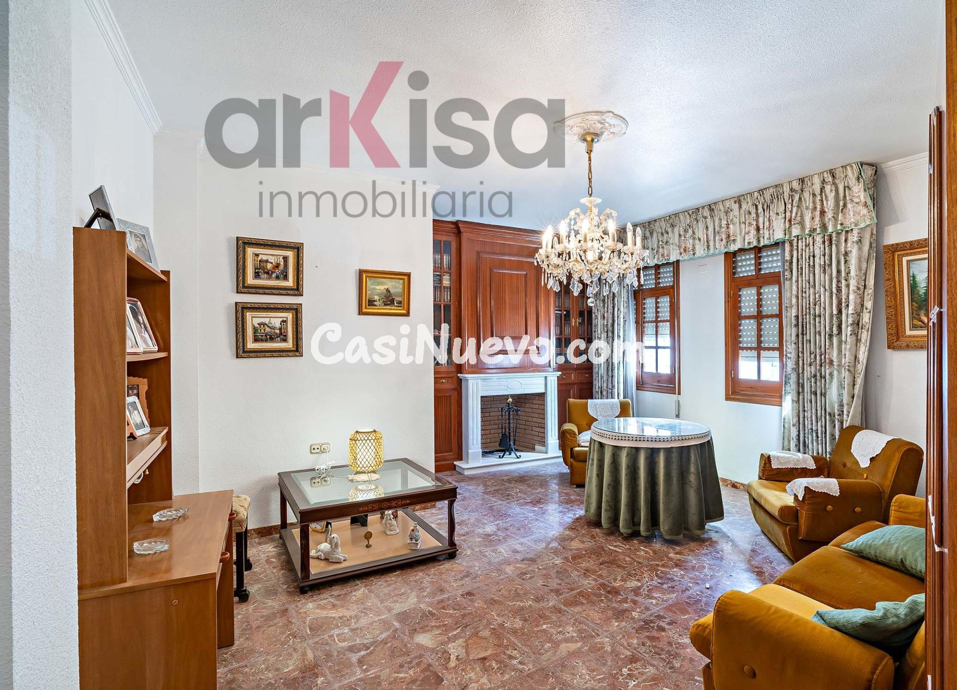 Espectacular Casa Dúplex con Huerto en el Corazón de Berja - foto 2