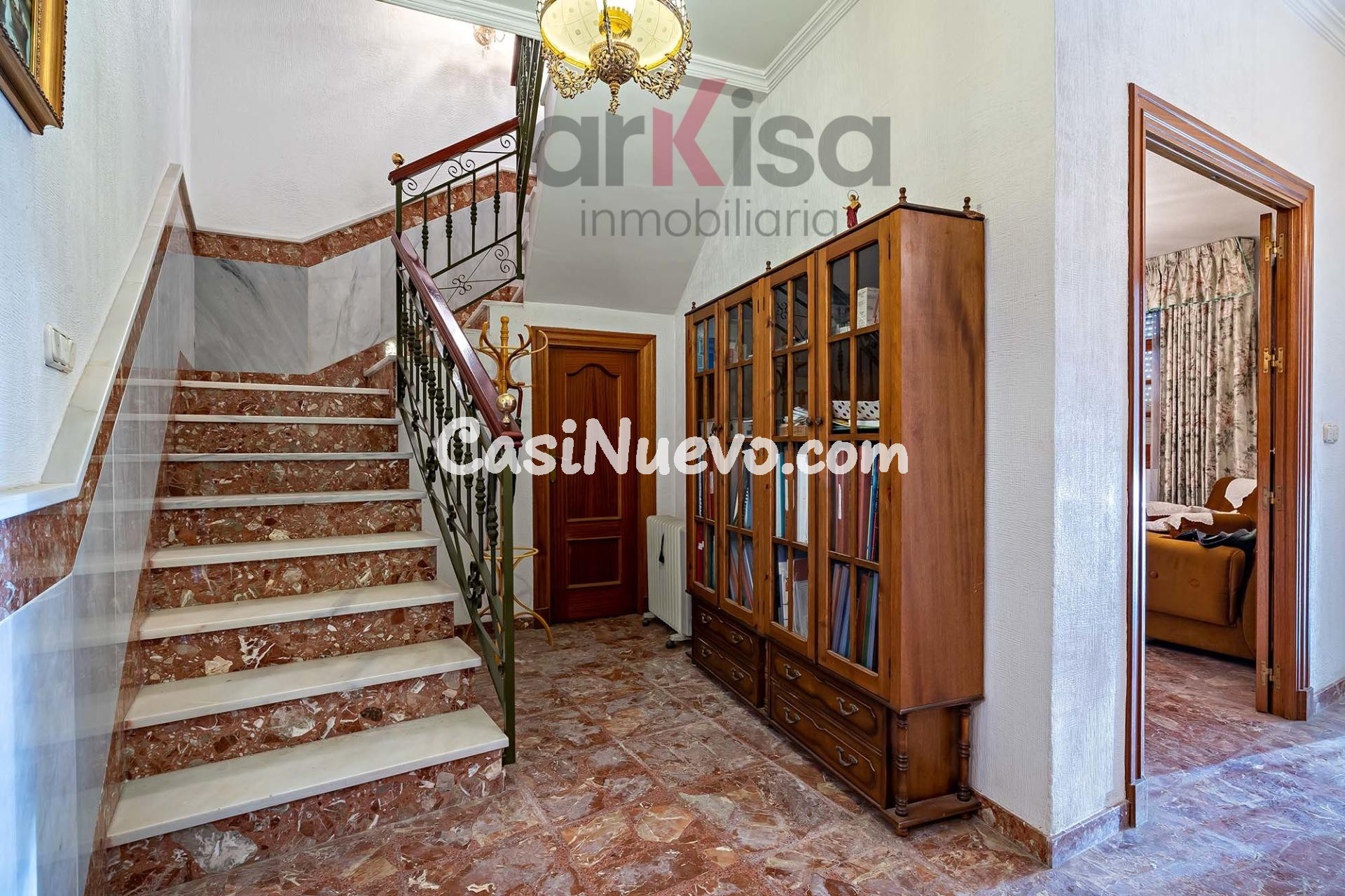 Espectacular Casa Dúplex con Huerto en el Corazón de Berja - foto 7