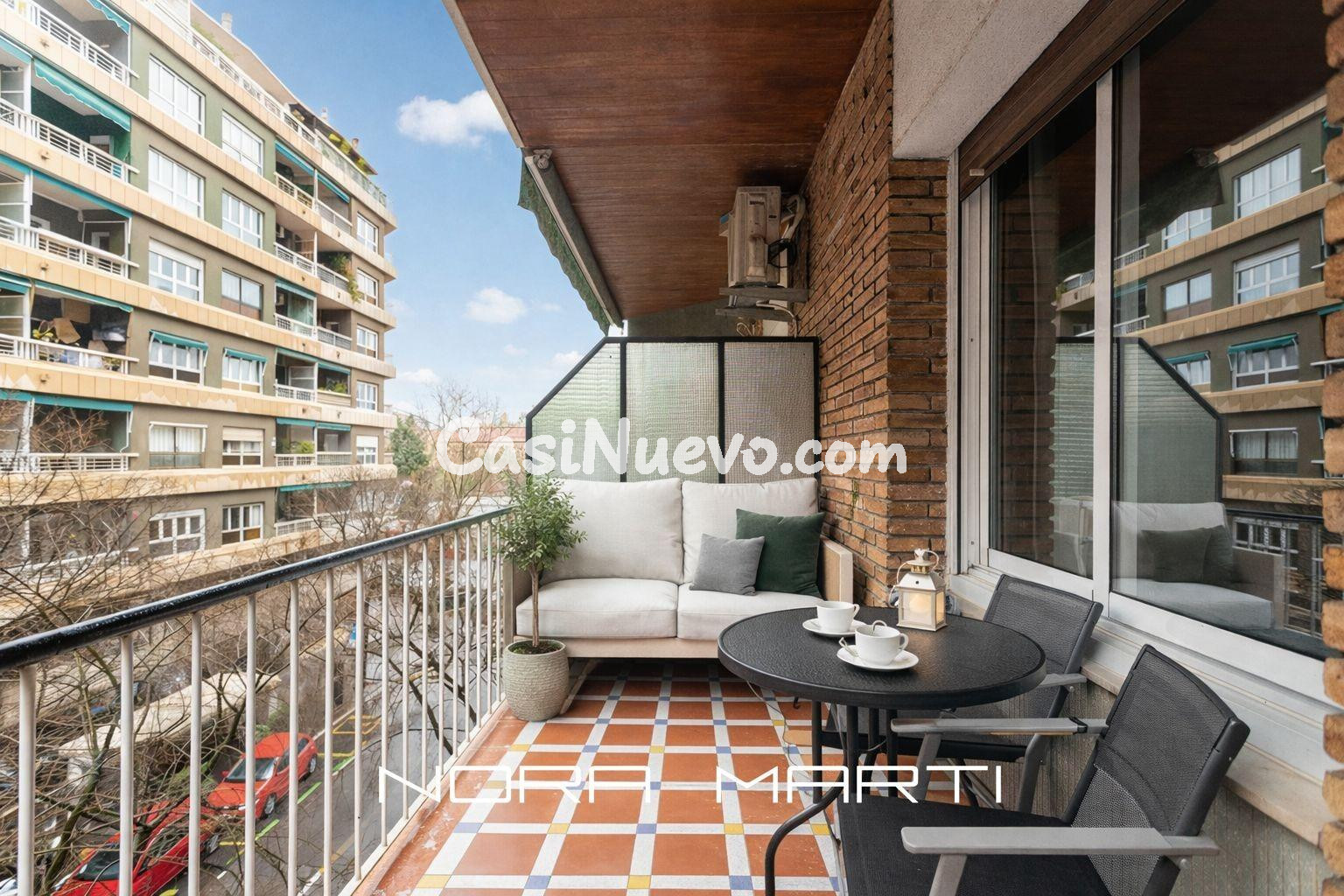 Piso en Venta en la calle Corcega /Viladomat