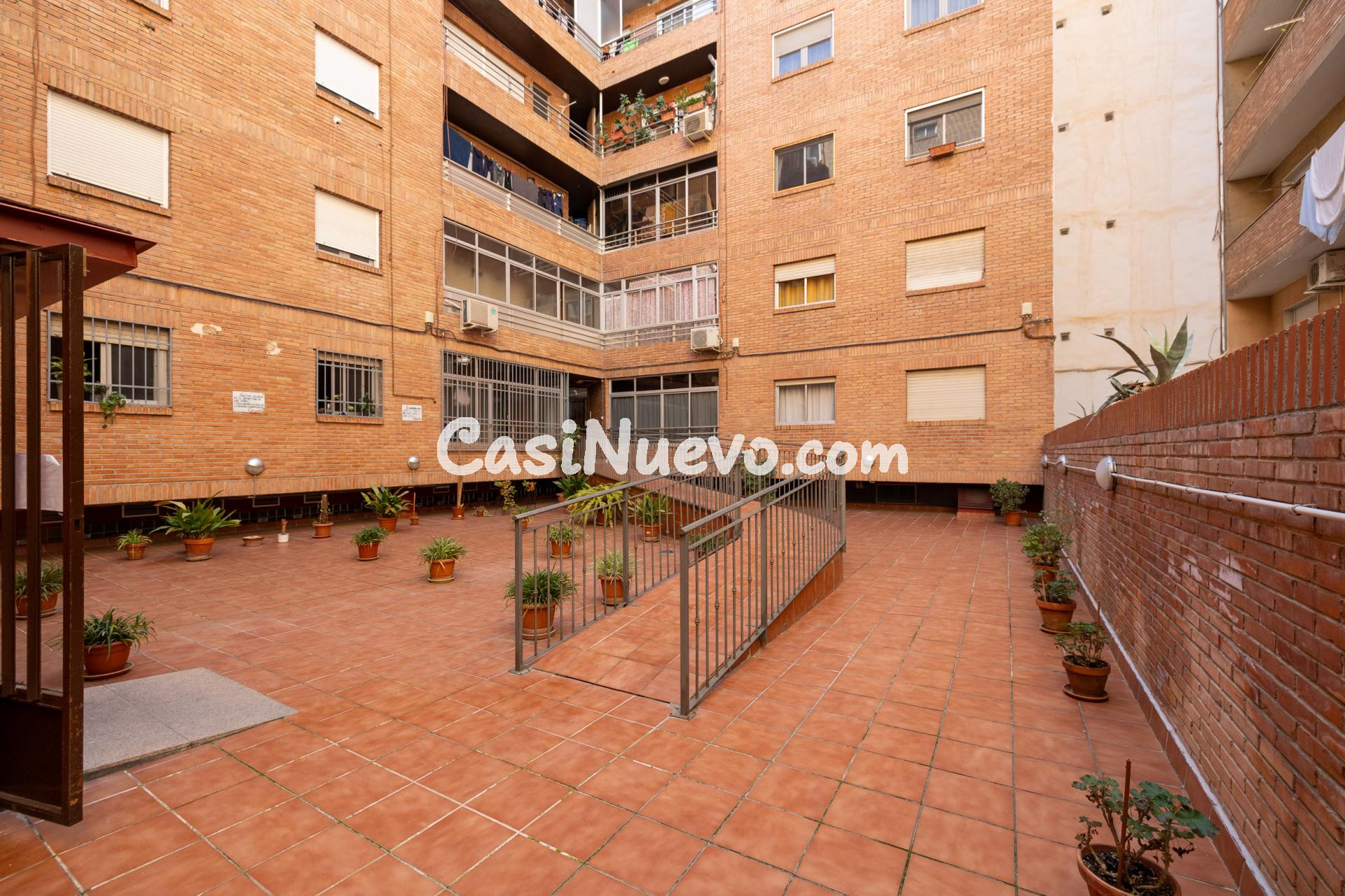 ¡Perfecto para invertir en Calle Pedro de Alarcón! - foto 26