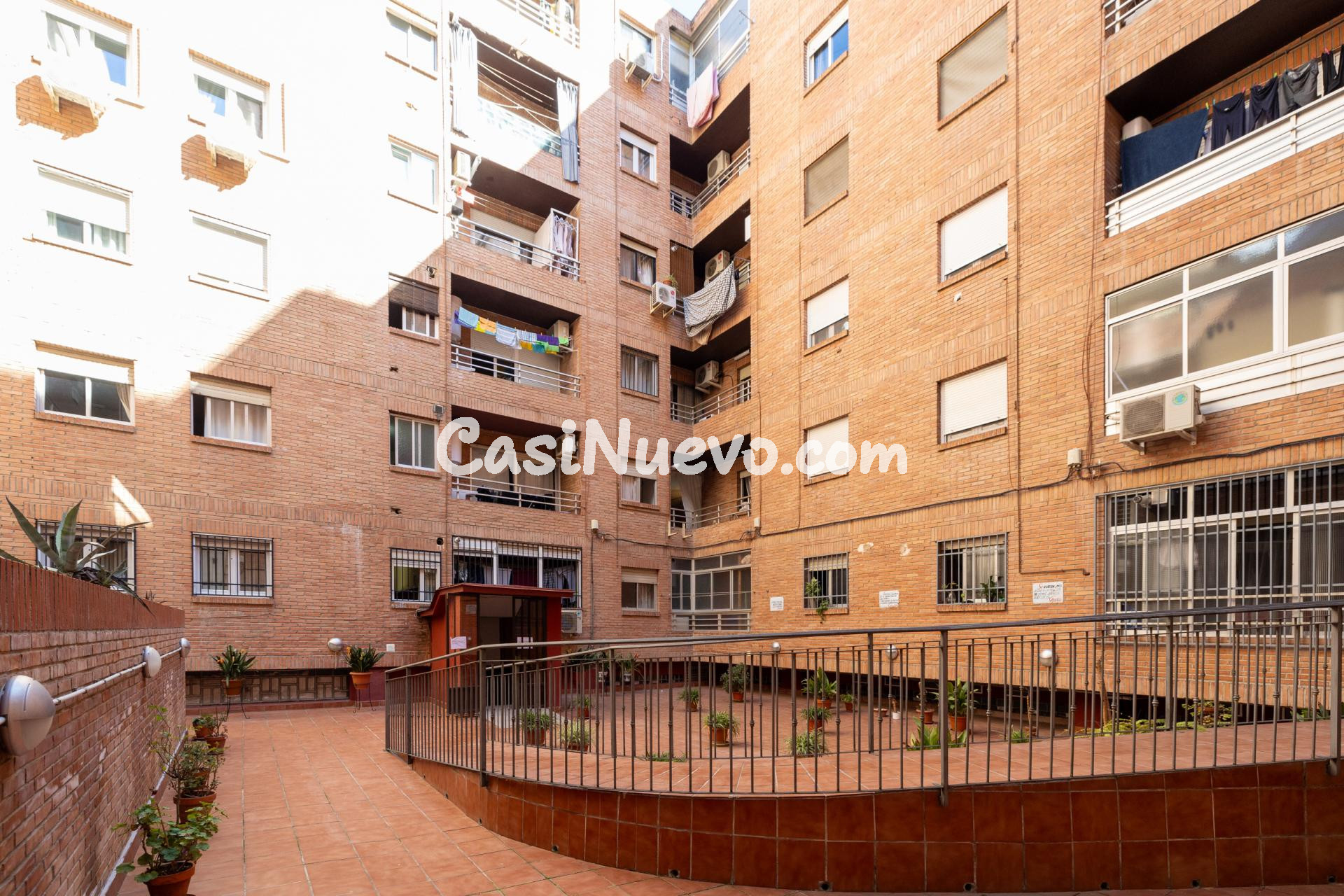 ¡Perfecto para invertir en Calle Pedro de Alarcón! - foto 27