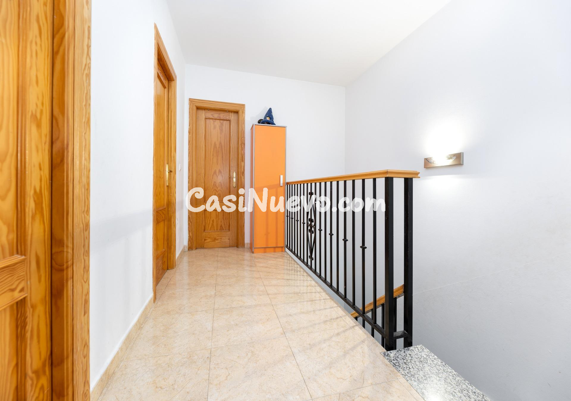 🏡✨ EXCLUSIVA CASA ADOSADA EN UNA DE LAS ZONAS MÁS DEMANDADAS - foto 8