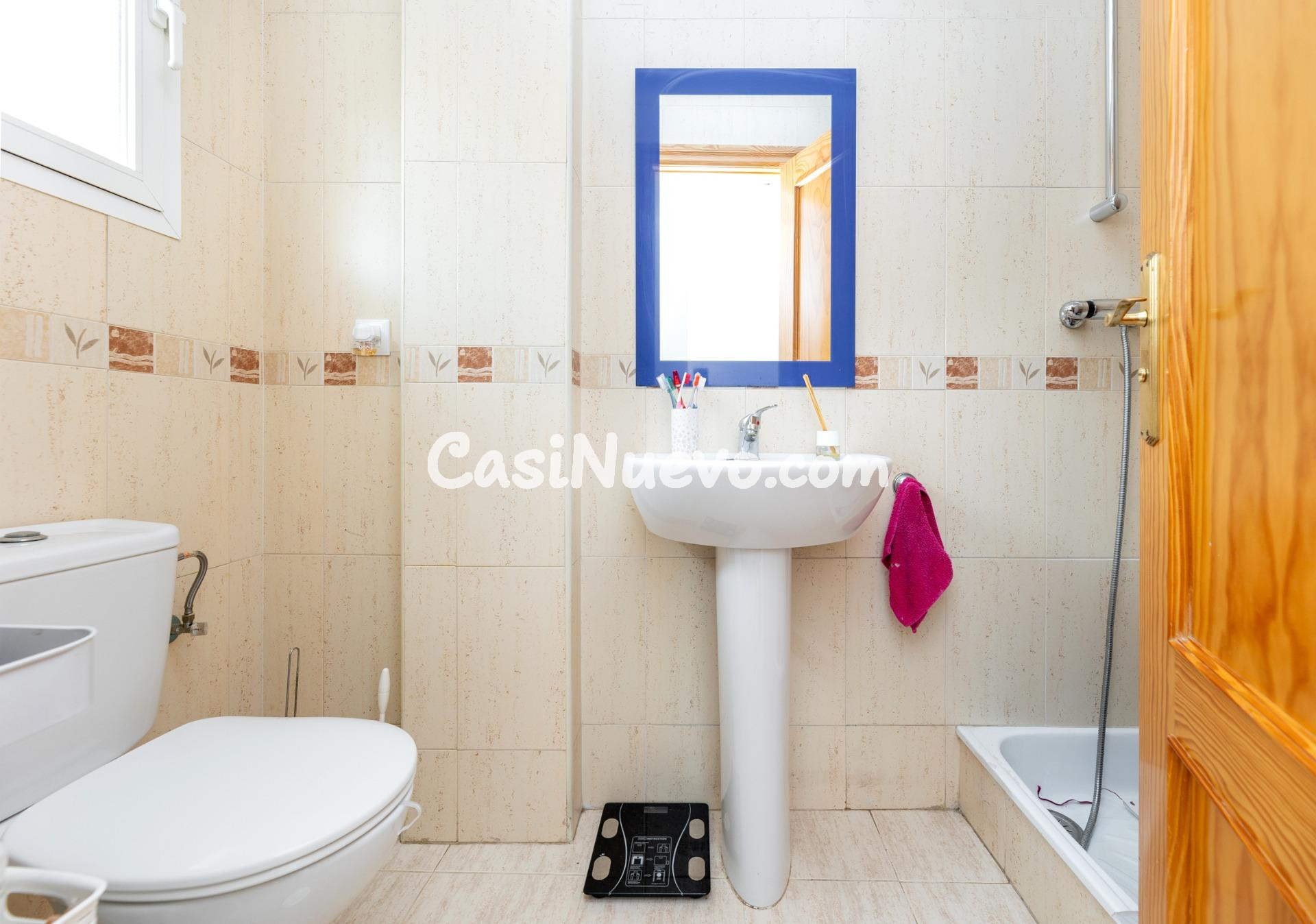 🏡✨ EXCLUSIVA CASA ADOSADA EN UNA DE LAS ZONAS MÁS DEMANDADAS - foto 16