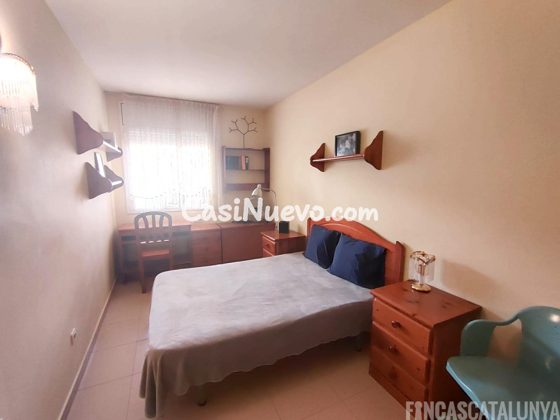 Luminoso piso con terraza y parking en Els Molins – Observat - foto 24