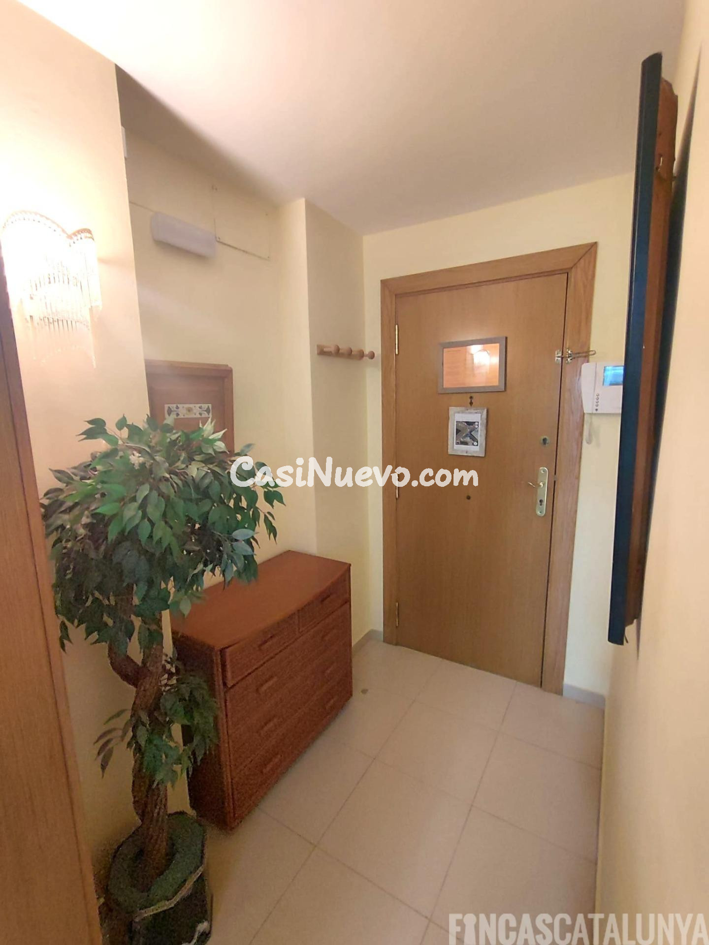 Luminoso piso con terraza y parking en Els Molins – Observat - foto 26