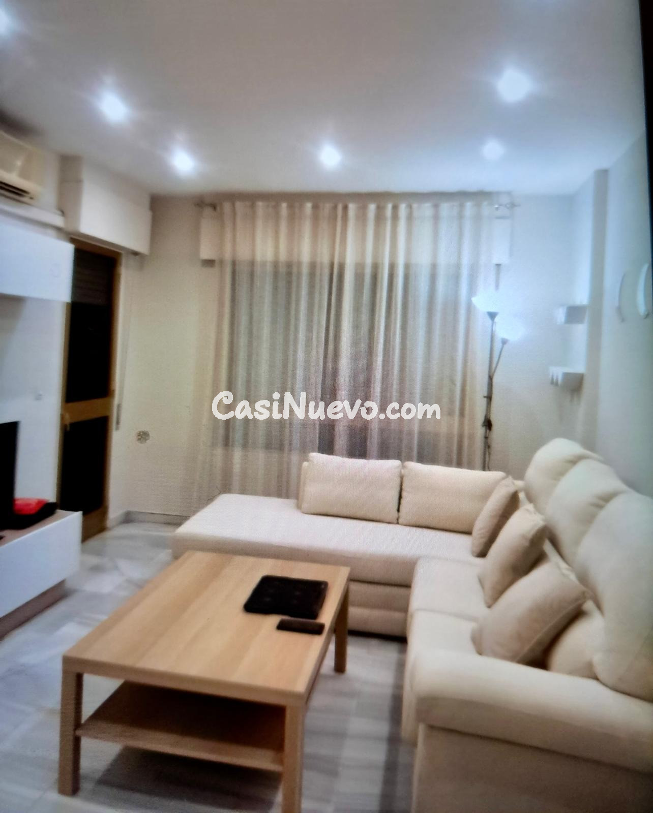 Amplio piso en Avenida del Aeropuerto – Ideal como vivienda 