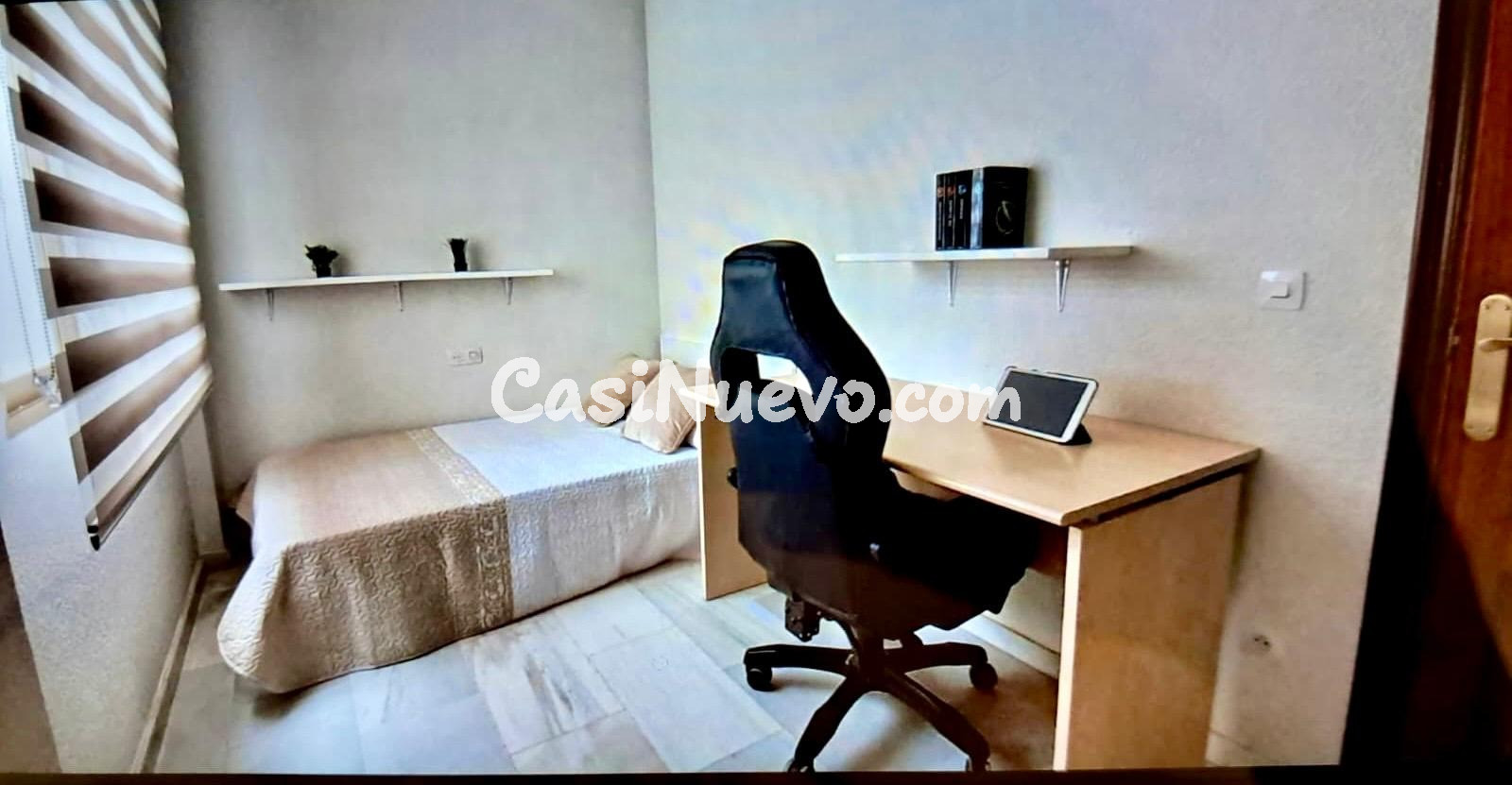 Amplio piso en Avenida del Aeropuerto – Ideal como vivienda  - foto 6