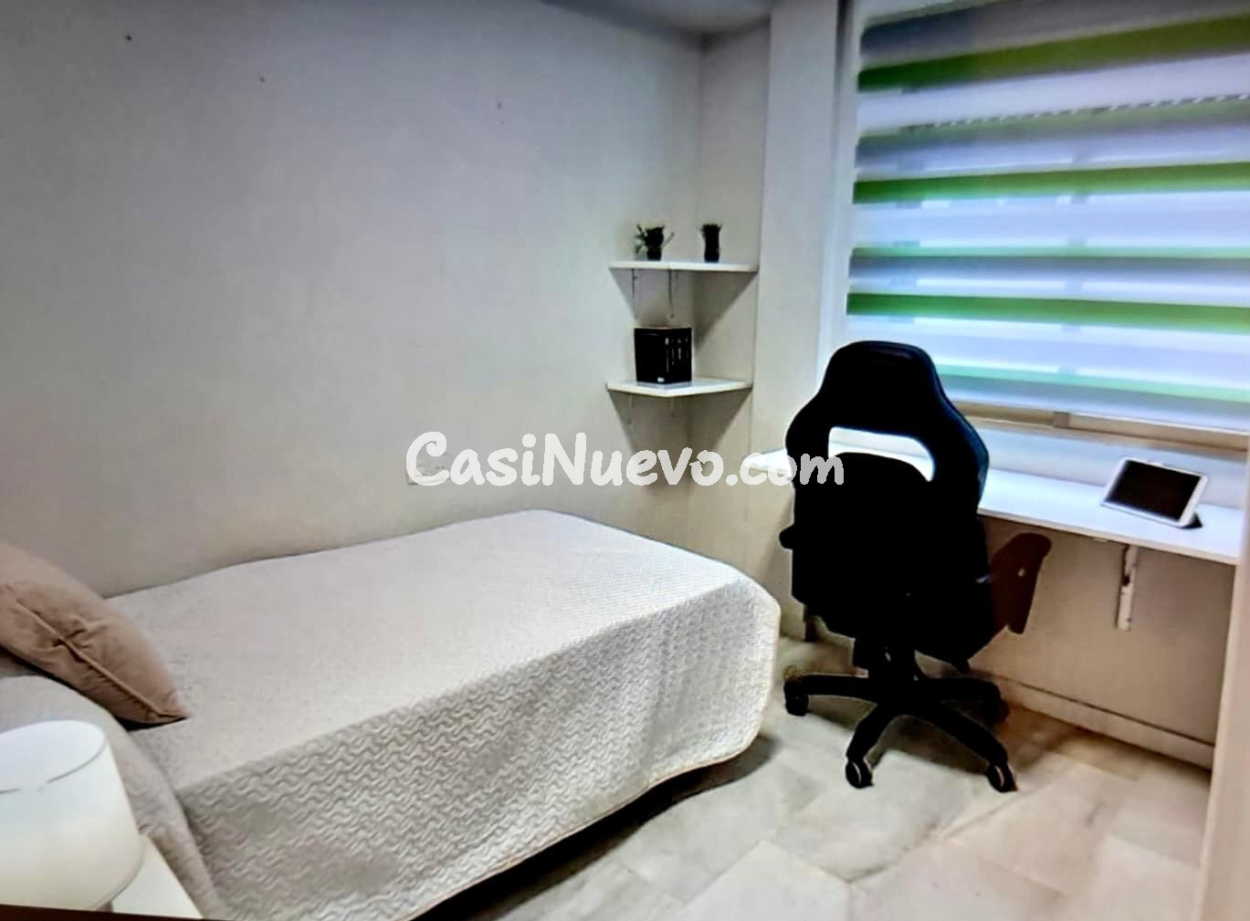 Amplio piso en Avenida del Aeropuerto – Ideal como vivienda  - foto 9