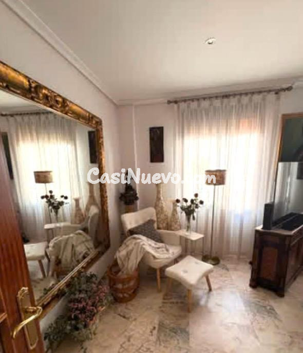 A.  Casa adosada lista para entrar a vivir junto al Jardín d - foto 2