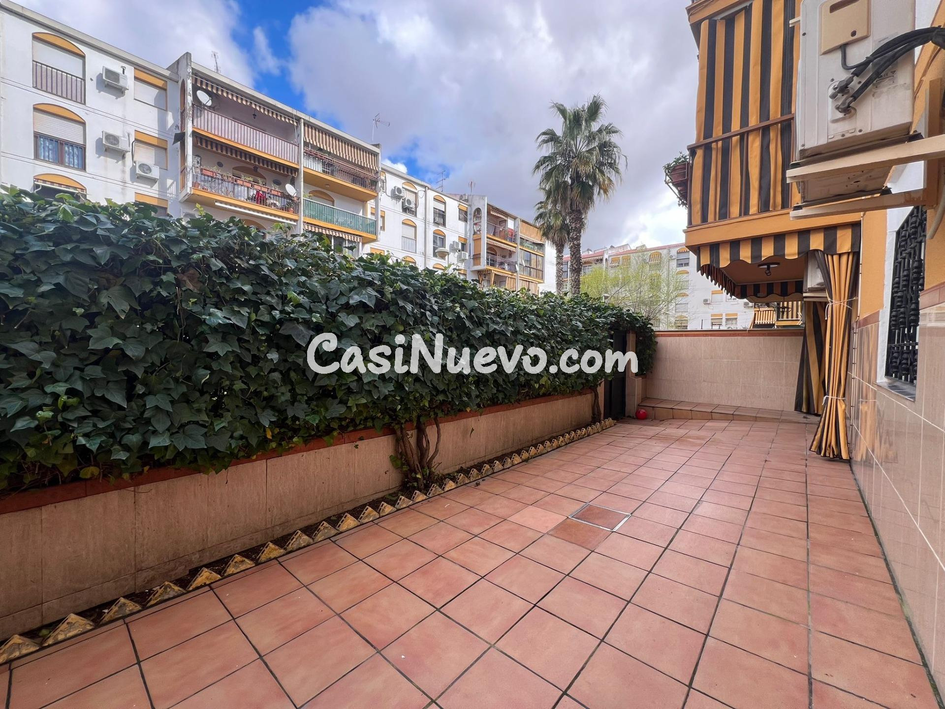 E. Piso con patios en Miralbaida – amplitud y comodidad