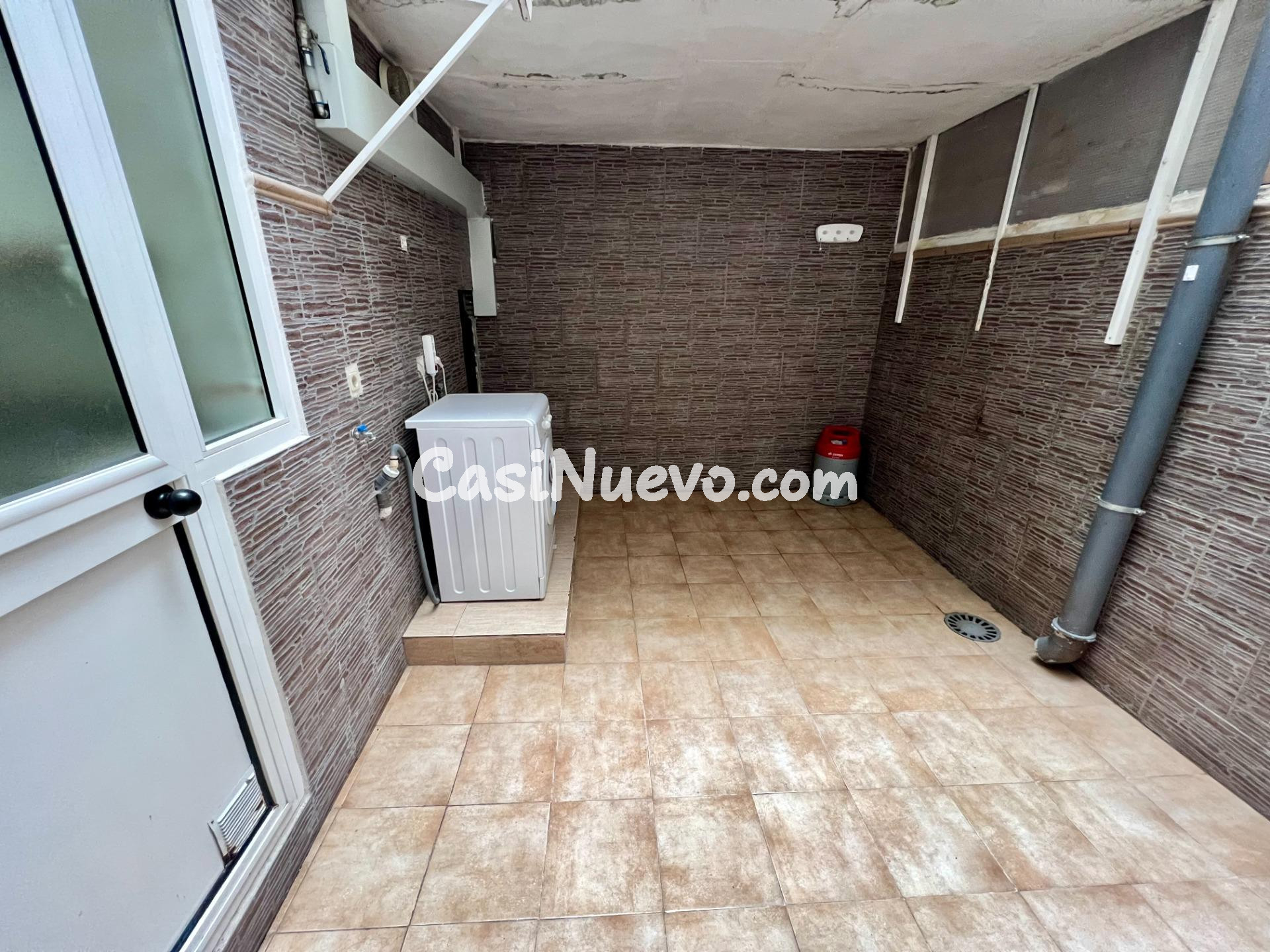 E. Piso con patios en Miralbaida – amplitud y comodidad - foto 5