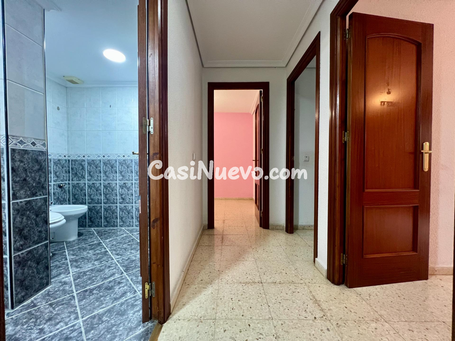 E. Piso con patios en Miralbaida – amplitud y comodidad - foto 20