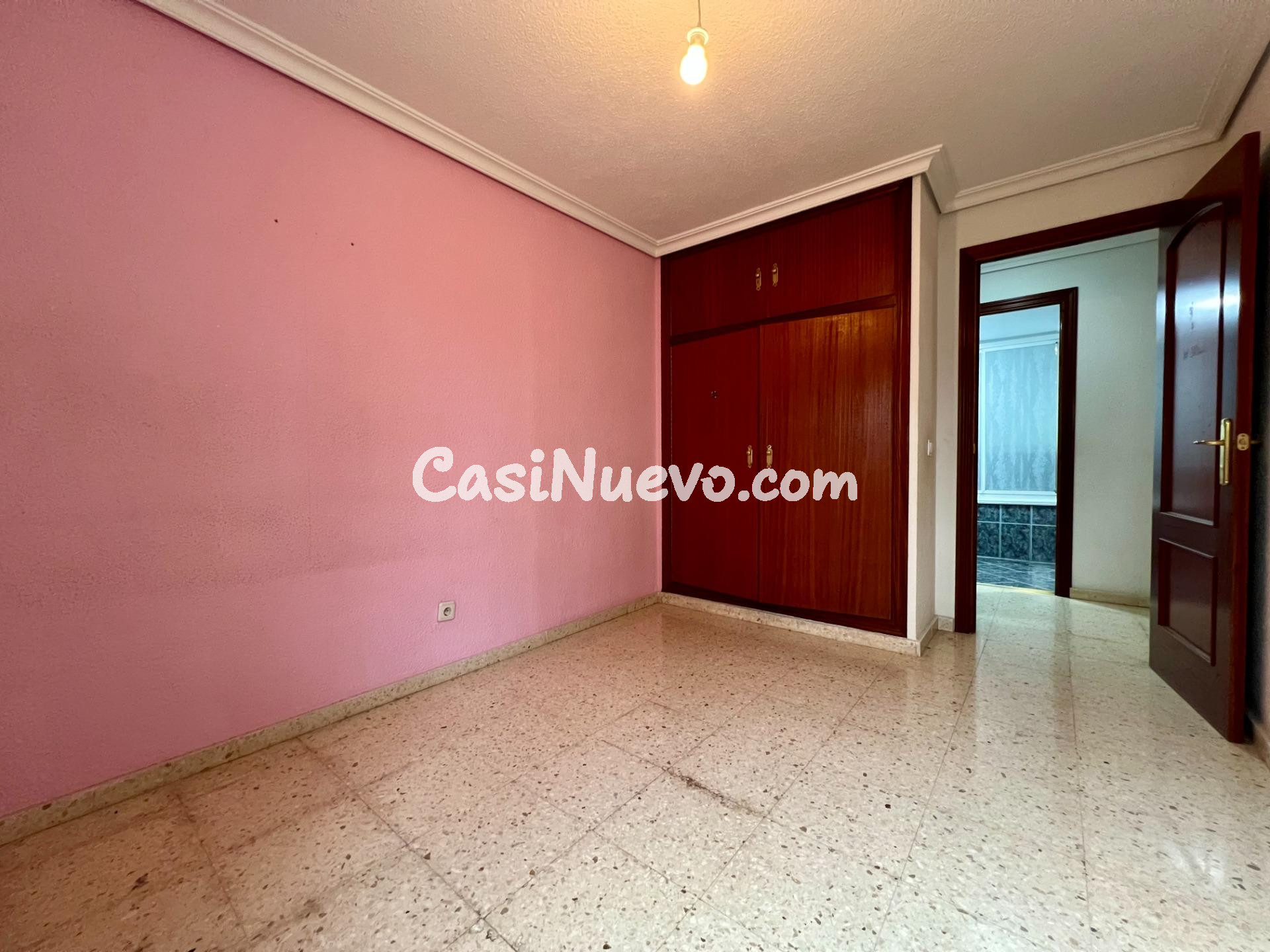 E. Piso con patios en Miralbaida – amplitud y comodidad - foto 23