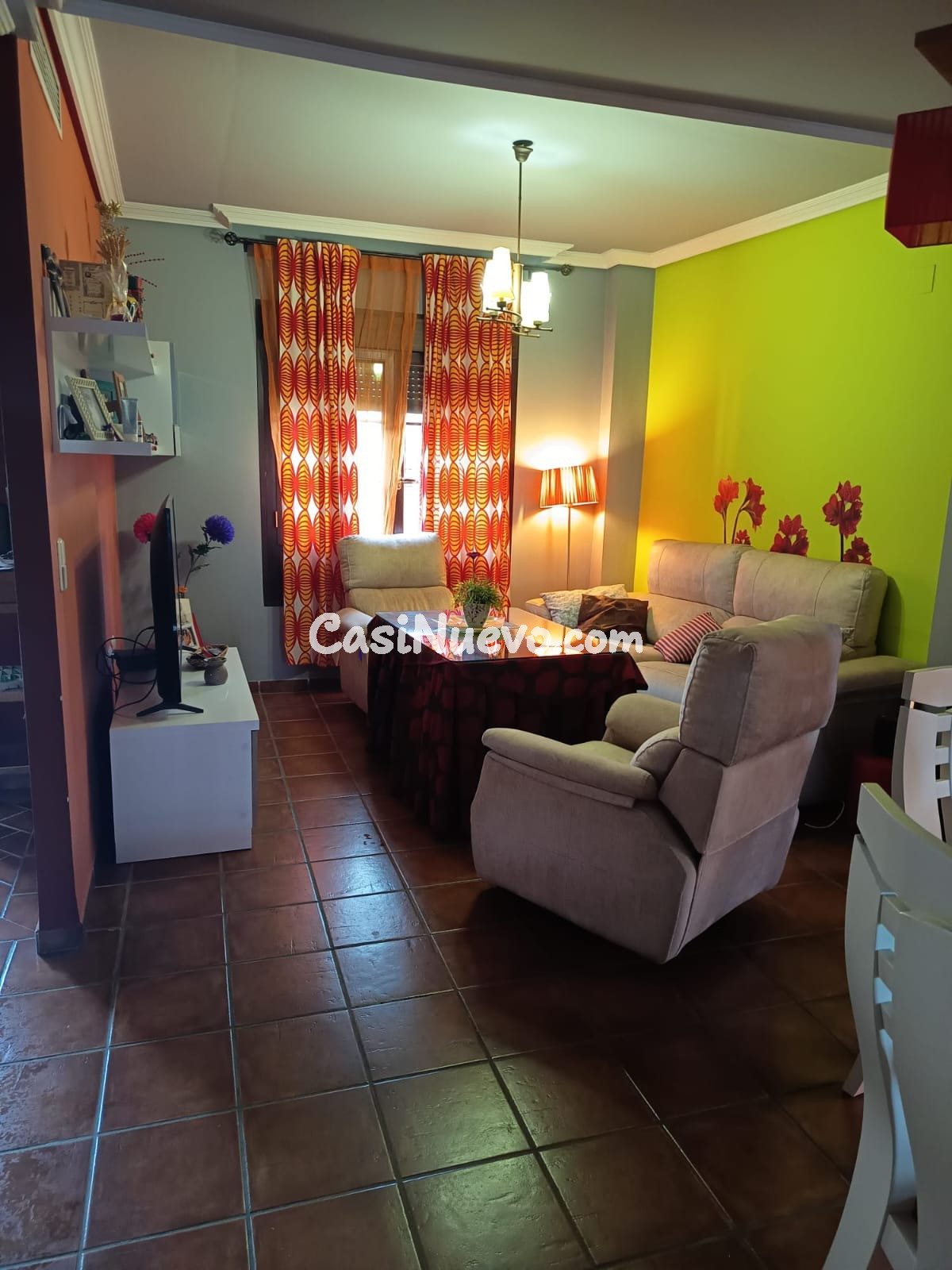 Magnífico adosado en Mirabueno – Esquina con mucha luz y ubi - foto 9