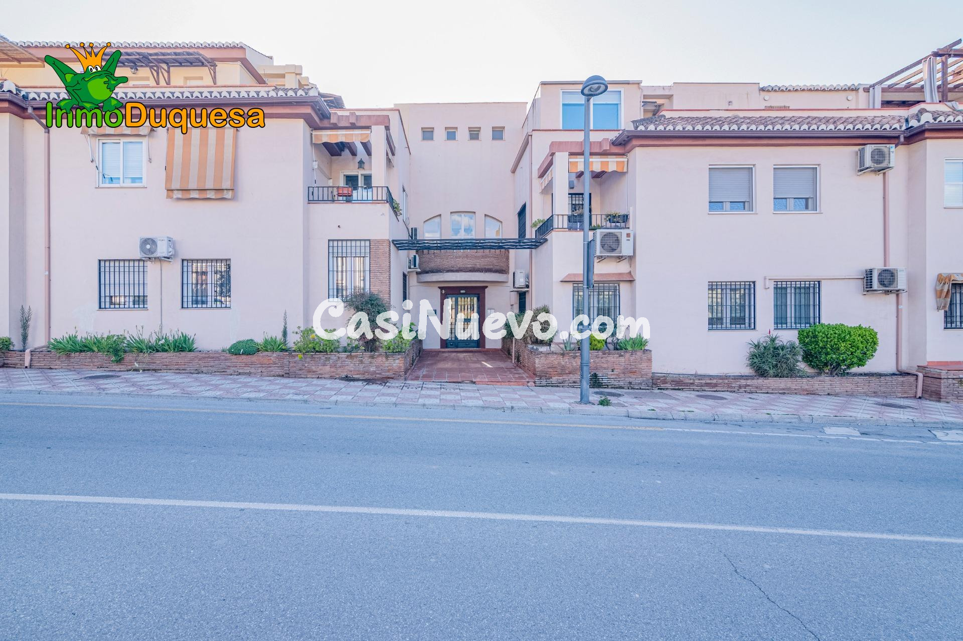 Ático con PISCINA en la entrada de La Zubia. Con 2 Dorm., 2  - foto 16