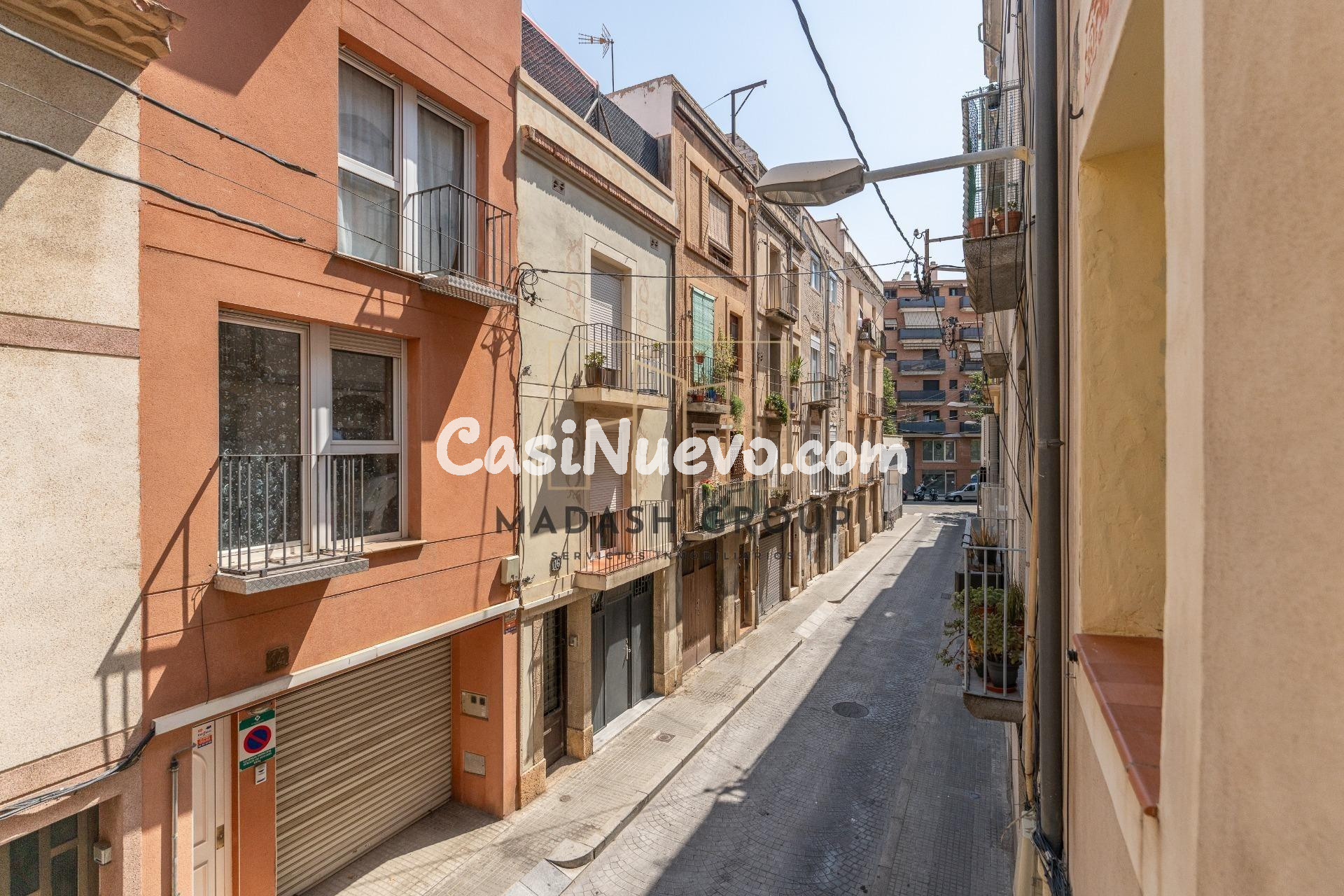 dos pisos en edificio eugeni mata - foto 3