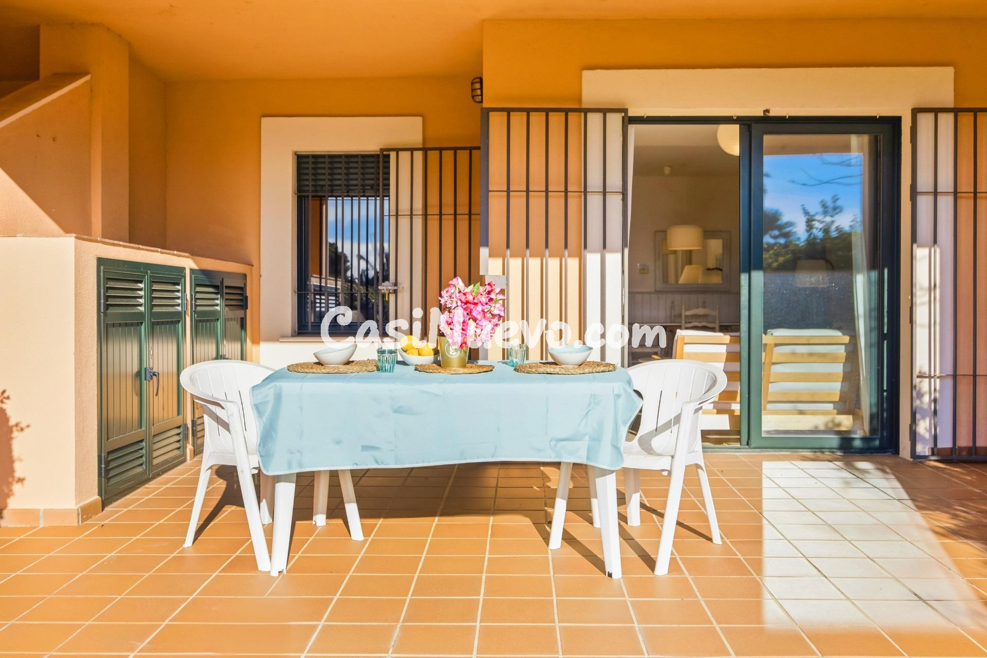 ADOSADO EN URBANIZACION EN EL NOVO SANCTI PETRI - foto 7