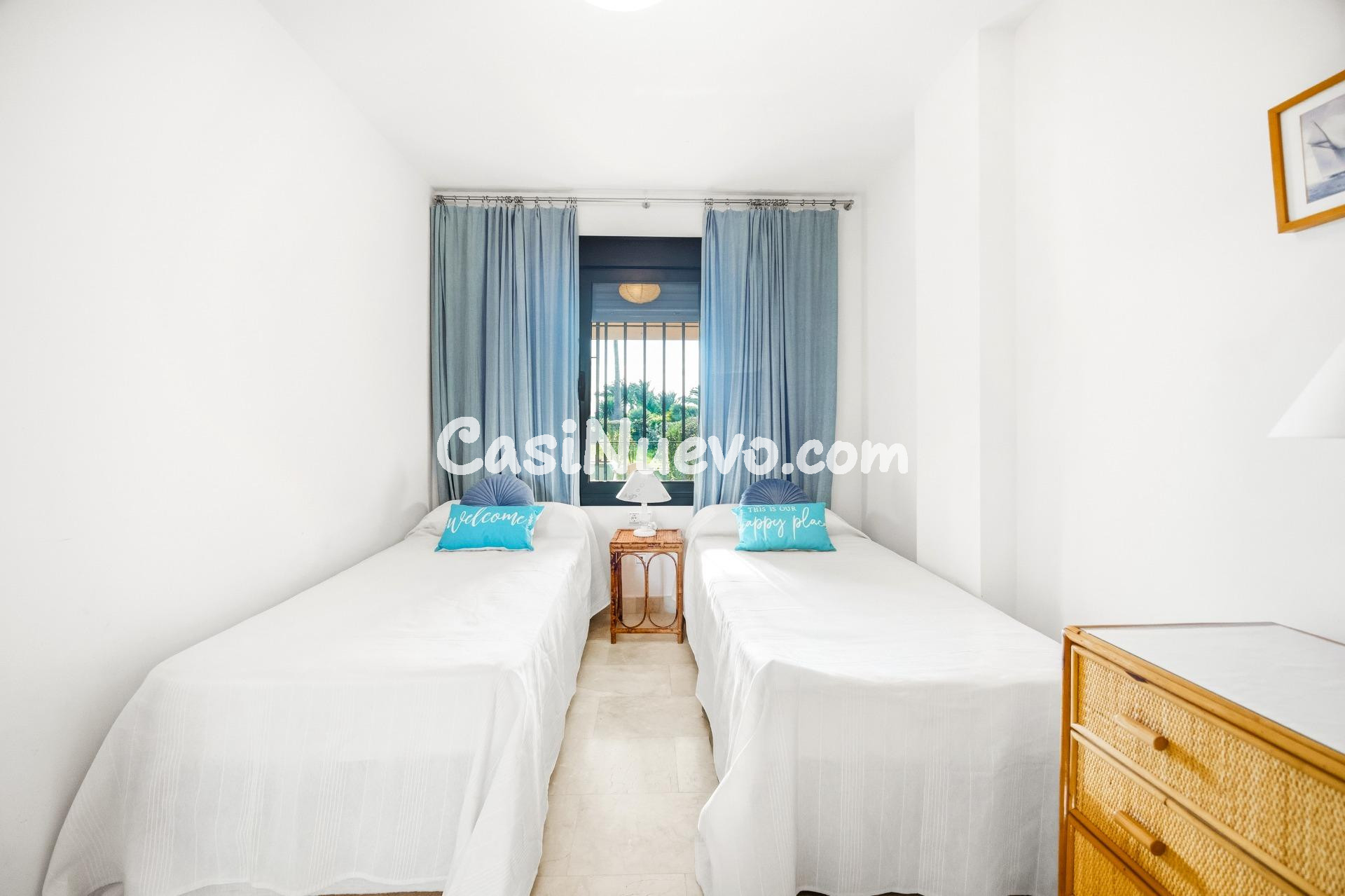 ADOSADO EN URBANIZACION EN EL NOVO SANCTI PETRI - foto 39