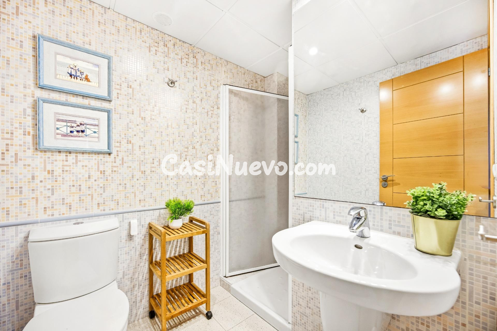 ADOSADO EN URBANIZACION EN EL NOVO SANCTI PETRI - foto 41