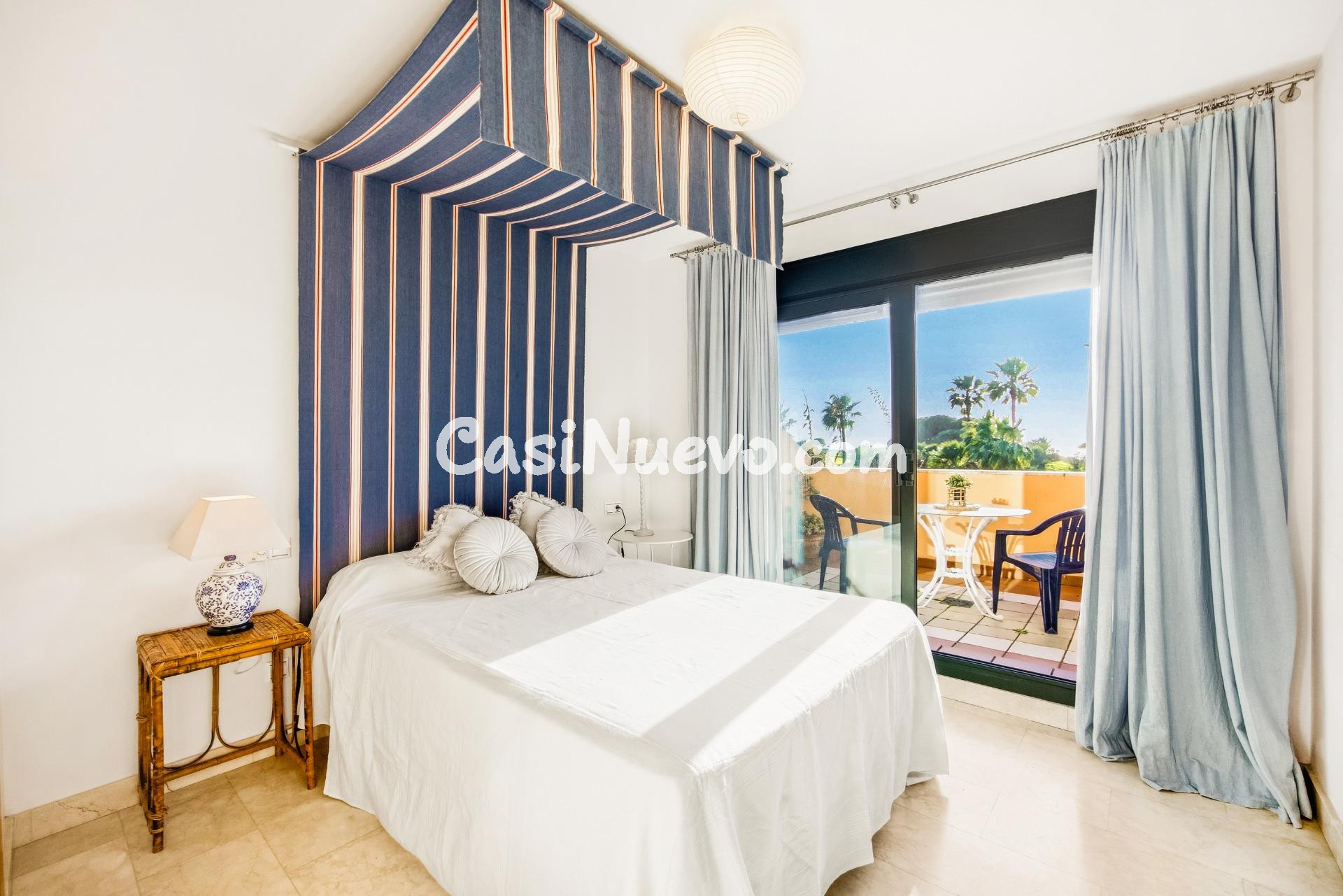 ADOSADO EN URBANIZACION EN EL NOVO SANCTI PETRI - foto 45